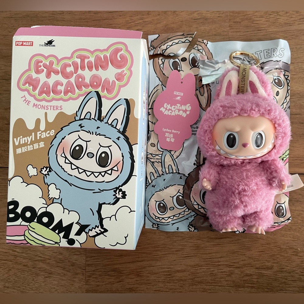 The Monsters Exciting Macaron Series Labubu Lychee Berry